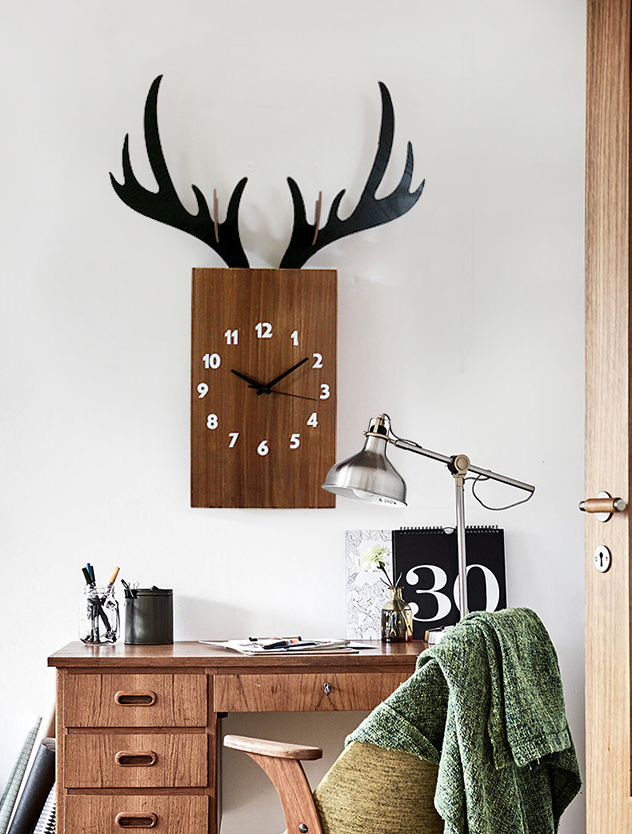 nordic antler clock