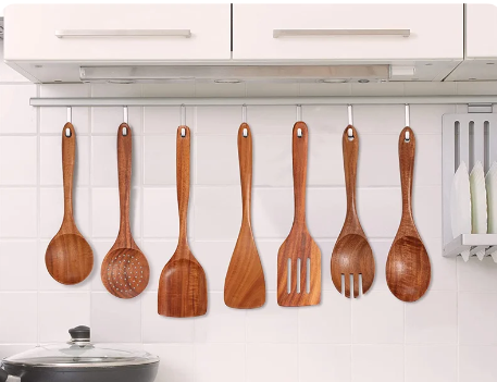 wooden spoon set can also hang