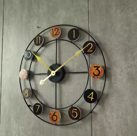 wood chips numbers on clock