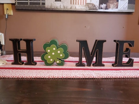 HOME decoration with shamrock