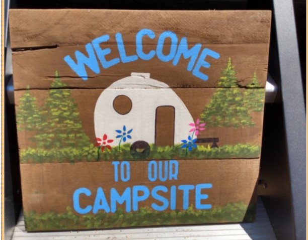 Pallet wood sign for camping
