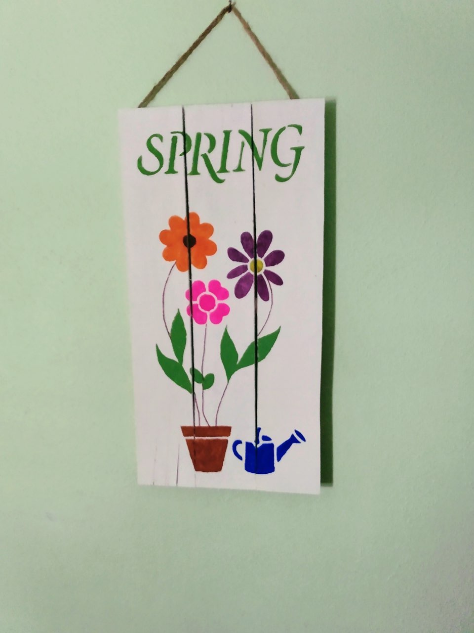 Spring-a pallet sign