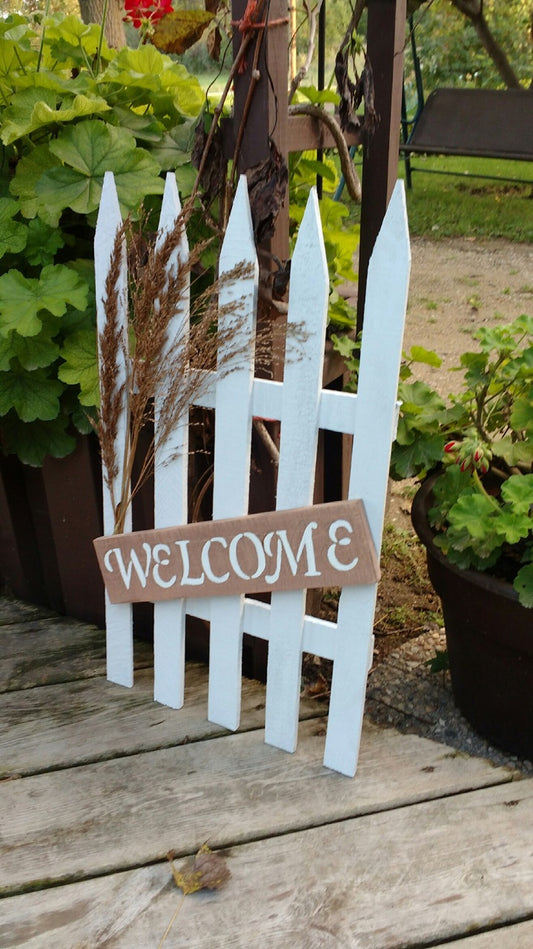 welcome sign outside front view