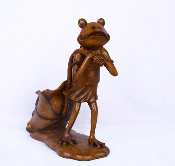 wooden frog wine bottle holder front view