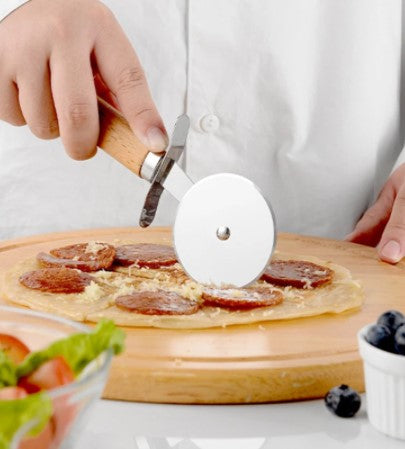 pizza cutter