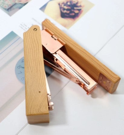 Wood Grain Stapler – Benchmaster WoodworX