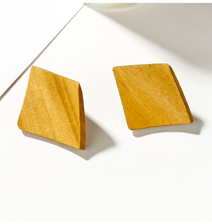 oak wood dot earrings